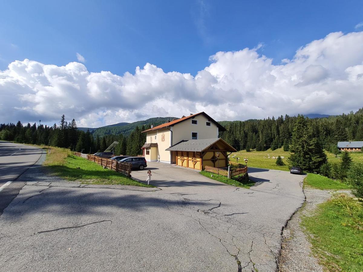 Apartmenthaus Almwiese Flattnitz Exterior foto